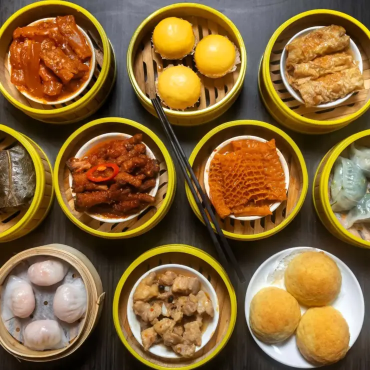 A Foodie’s Journey in Xiangzhou: From Morning Dim Sum to Midnight Seafood